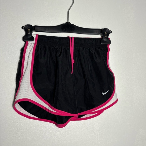 Nike Women's Running Shorts in Black and Pink, Size small - Picture 1 of 5